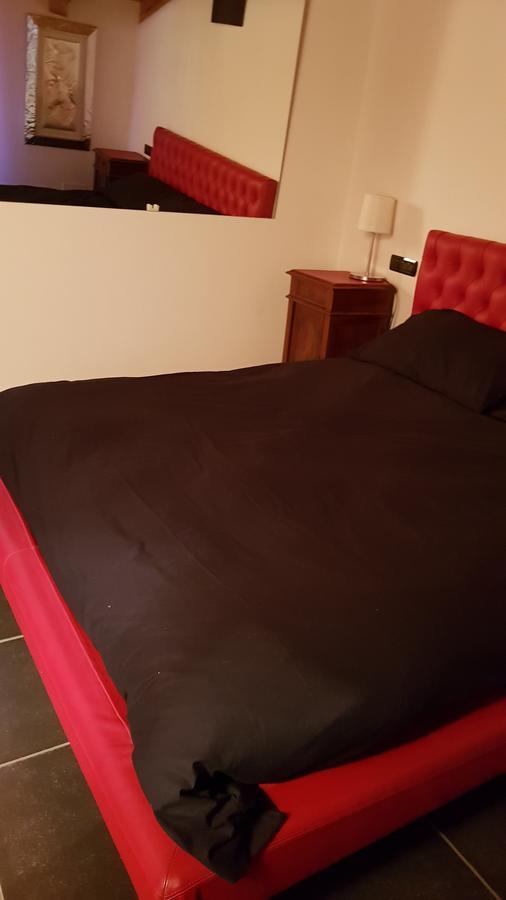 B&B Benessere La Casa Nera Брено Екстер'єр фото